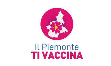 Nuova fase della campagna vaccinale: dal 4 maggio il via alle prenotazioni per i 55-59enni e dal 17 per i 50-54enni