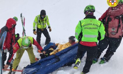Scialpinista salvato a Sestriere: sospetta frattura alla gamba