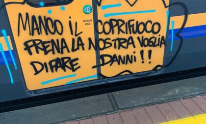 Treni vandalizzati a Rivarolo, incontro in Comune sul problema della sicurezza