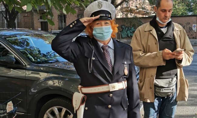 Spassoso video per una guida consapevole: niente telefono al volante!