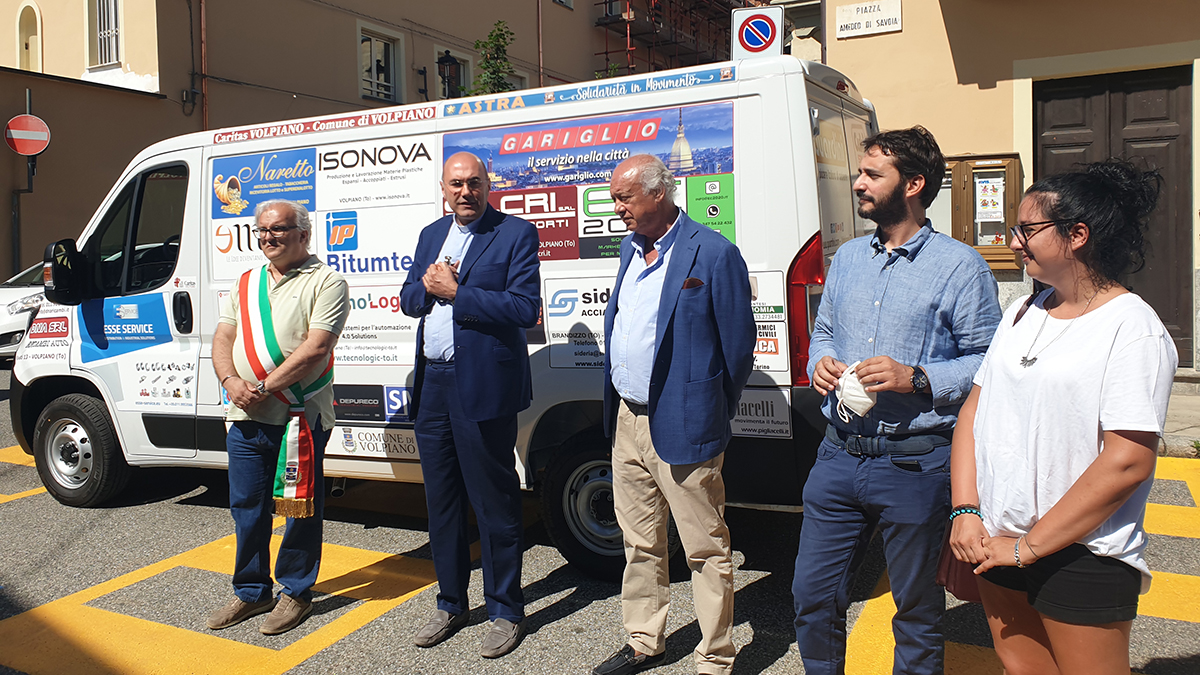 Consegnato alla Caritas di Volpiano il furgone di “Solidarietà in movimento”