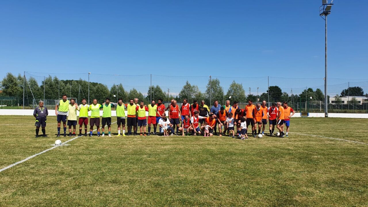 Tanti amici in campo per ricordare l’amico Gianni Piasentin
