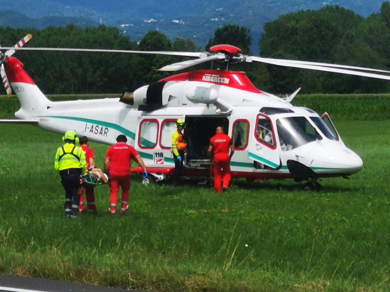 Infortunio sul lavoro ad Ozegna, un 61enne elitrasportato al Cto