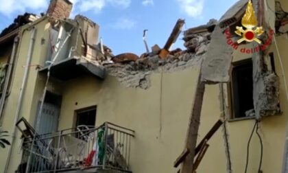 Esplosione in palazzina: muore bimbo di quattro anni, grave la madre
