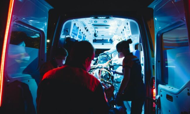 Investe coppia di coniugi: l’uomo subito rimesso in libertà