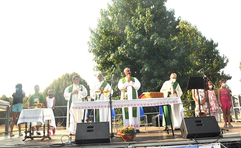 Cambio di parroco a Borgaro dopo sei anni: oggi due nuovi sacerdoti