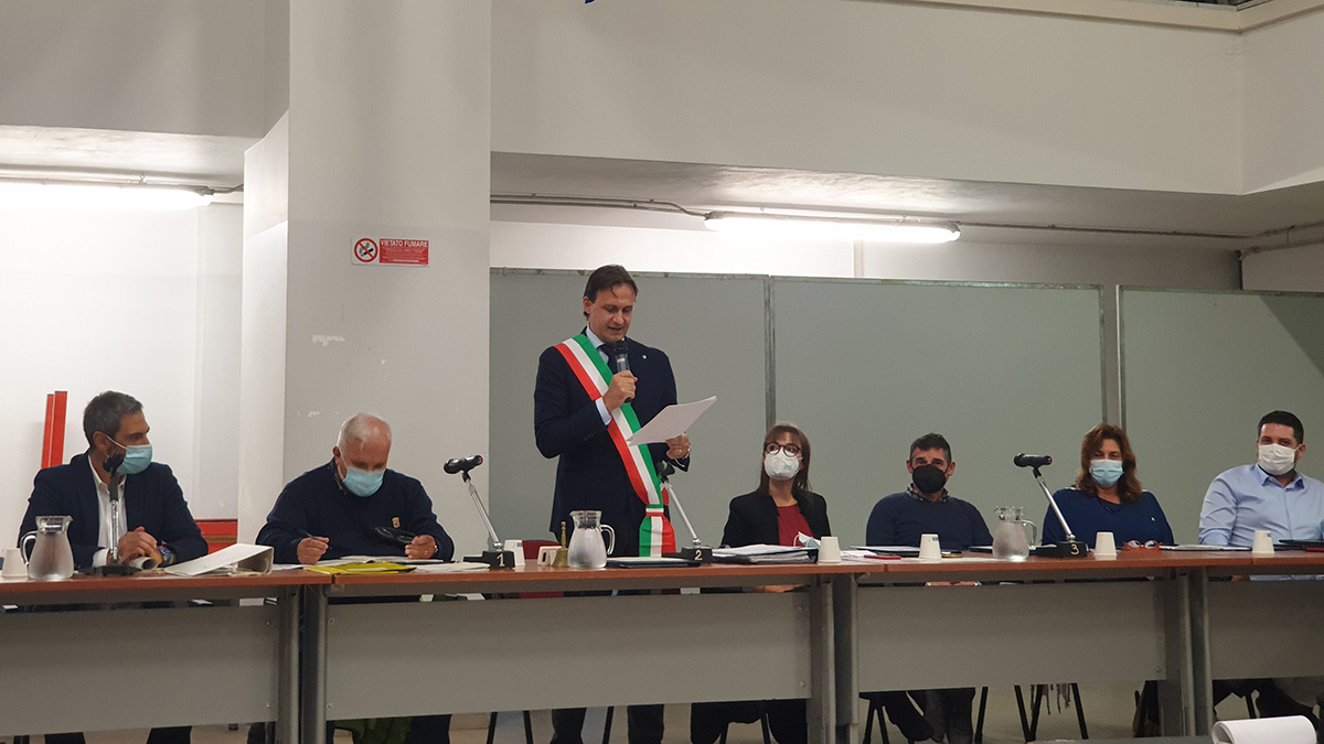 Giuramento del sindaco Giovanni Panichelli in Consiglio comunale