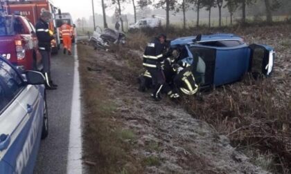 Furgone travolge un'auto nel Novarese: morte madre 56enne e figlia 13enne