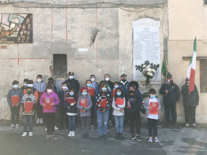 «Grazie ai nostri eroi che hanno dato la vita»: celebrato il IV Novembre