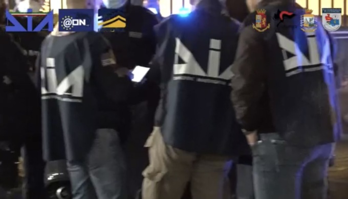 Platinum Dia, sequestrato bar tabaccheria alla moglie di un indagato Volpianese