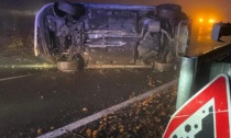 Incidente a Pont Canavese auto si ribalta con quattro persone a bordo