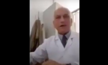 Medico negazionista di Borgaro Giuseppe Delicati diventa vaccinatore: "Non gli vengano consegnate le dosi"
