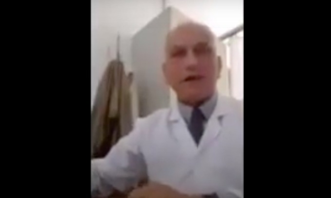 Medico negazionista di Borgaro Giuseppe Delicati diventa vaccinatore: “Non gli vengano consegnate le dosi”