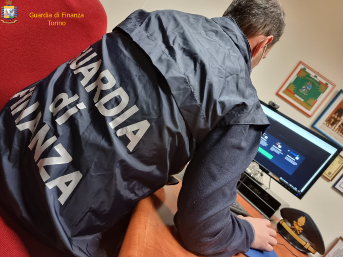 Valute virtuali oscurati decine di siti abusivi