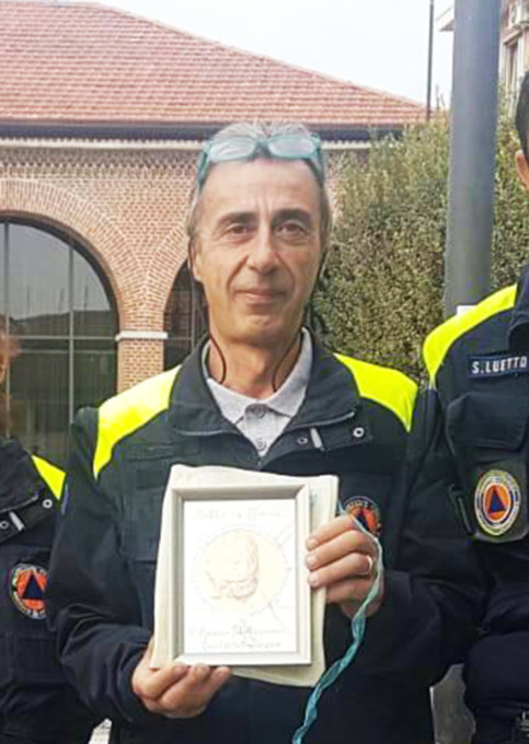 Improvvisa morte del capo della Protezione Civile