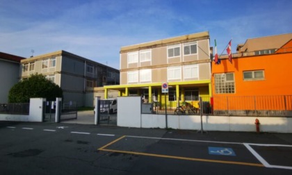 La scuola media di Rivarolo verrà (in parte) demolita e poi ricostruita: approvato il progetto di fattibilità