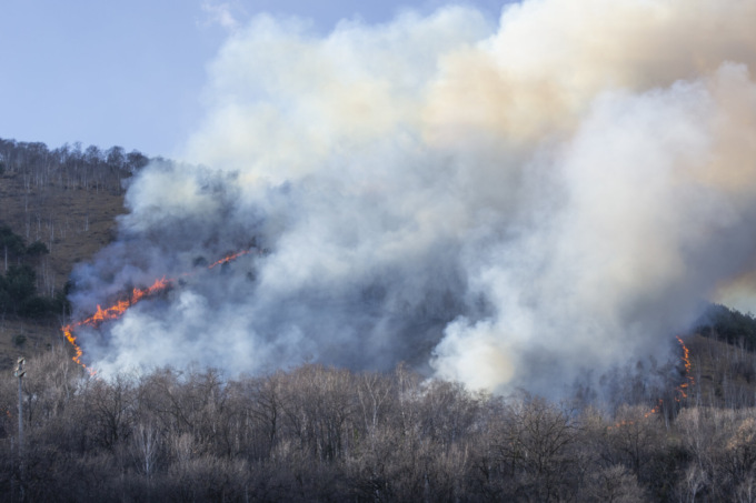Diversi gli incendi in Canavese alimentati dal forte vento