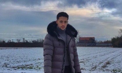 Ragazzo accoltellato all’addome fuori dalla discoteca