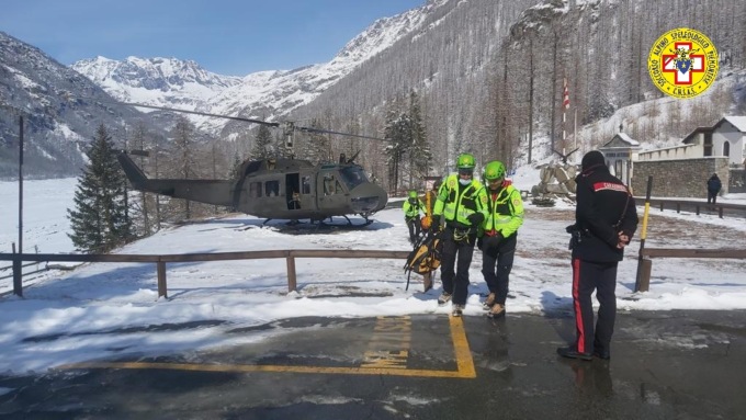 Velivolo precipitato, recuperato il corpo del pilota