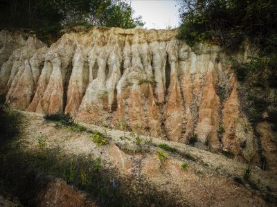 I «Castelletti» di Sant’Anna Boschi, una scoperta tra natura e leggende