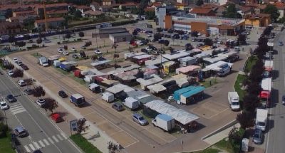 Volpiano, sull’area mercatale la maggioranza tira dritto: “Sì, all’azione legale civile”