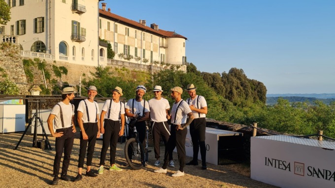 Spettacolo di Vittorio Brumotti ieri sera al Castello di Masino | VIDEO