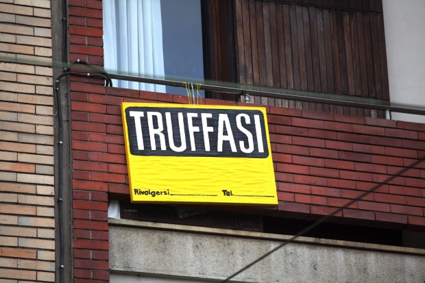 Campagna contro rischio truffe sulle vacanze estive