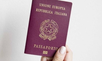 Passaporti apertura extra degli uffici nei Commissariati