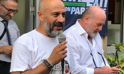 Gianluigi Paragone a Ivrea, il leader di Italexit attacca Letta e Meloni