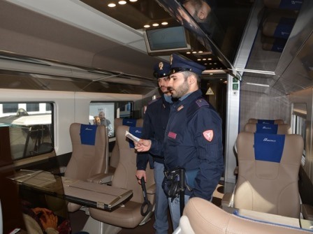 Sabotaggio a passaggi a livello nell’Eporediese, individuato il responsabile