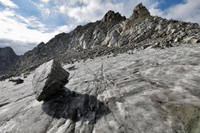 Per il ghiacciaio Ciardoney è l’annata peggiore: impressionante il suo ritiro