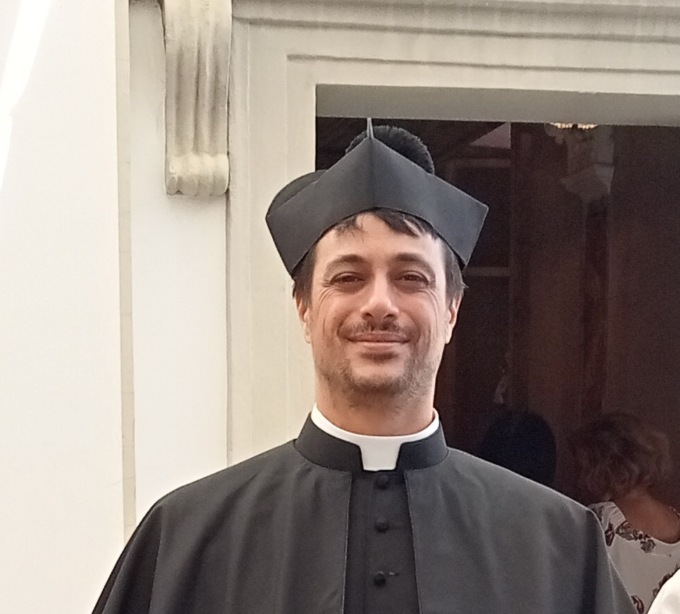Un giovane sacerdote per l’abbazia