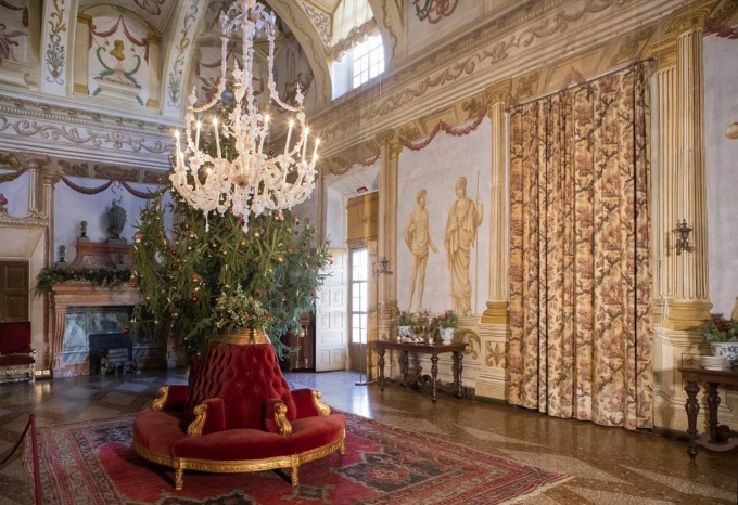 “Vivi il natale” nei beni del FAI in Piemonte: visite straordinarie nei Castelli di Masino e Manta