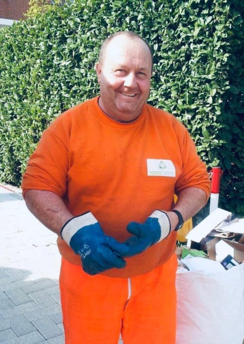 E’ tornato al lavoro Celestino Bianco, vittima della burocrazia che dopo un infortunio non lo faceva rientrare