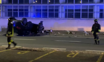 Terribile incidente a Ivrea: auto si ribalta nel cuore del sito Unesco | VIDEO