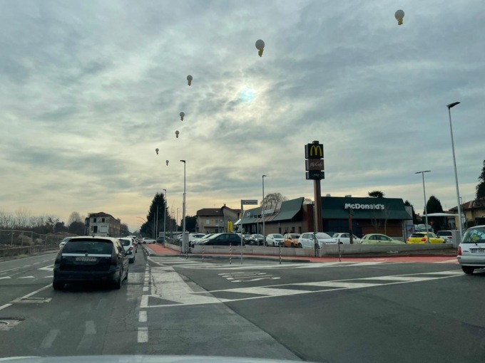 Aperto il McDonald’s a Rivarolo, lunghe code in via Torino