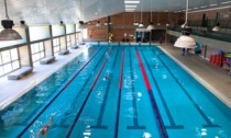 Ivrea: Nuoto libero nella piscina comunale durante le festività Natalizie