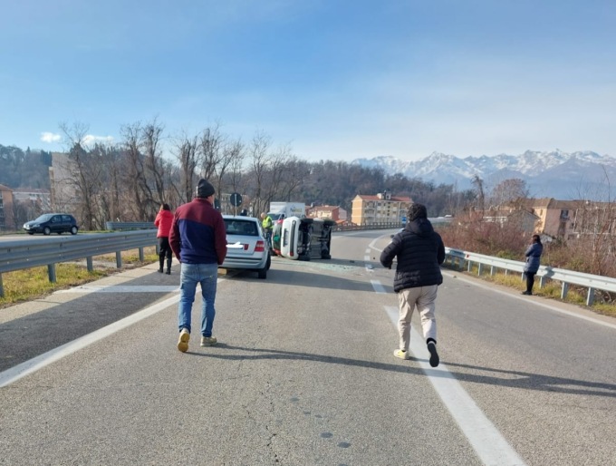 Incidente sul Terzo Ponte, donna elitrasportata in ospedale