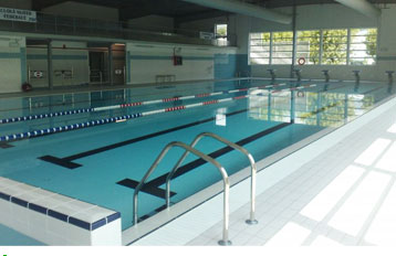 Troppo alte le bollette, la piscina di Lanzo rischia la chiusura