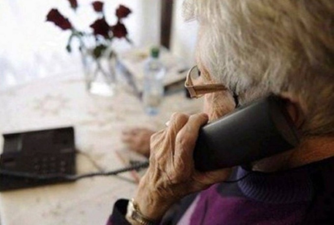 Ancora tentativi di truffa in paese: “Sua figlia si è tagliata la gola…”