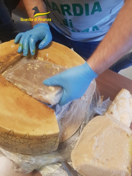 Cocaina nel parmigiano, 10 arresti