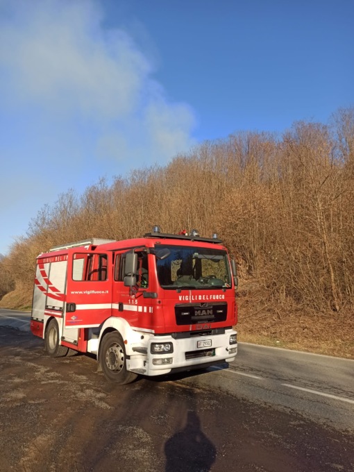 Incendio a Vistrorio mezzi in azione