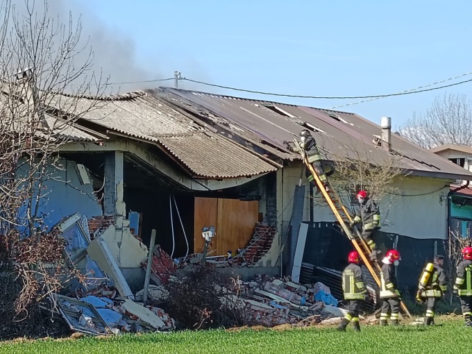 San Benigno: Esplode stufa a pellet, pensionato portato in ospedale
