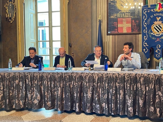 L’ira di Rostagno, consiglio bloccato e rimandato