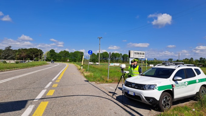 Controlli della polizia locale metropolitana sulle strade provinciali di Volpiano