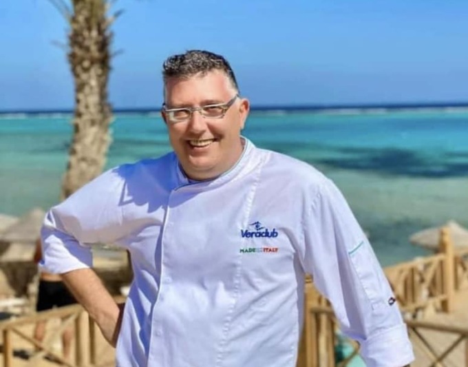 Addio allo chef Nicolò Macaluso, un malore fulminante se lo è portato via a 42 anni