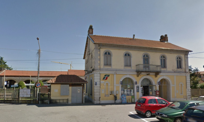 Interventi di riqualificazione delle stazioni ferroviarie di Montanaro e Strambino