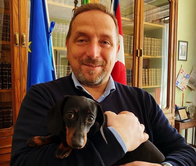 Cani salvati a Pont, l’appello del sindaco di Favria