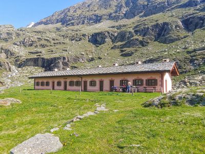 Nel cuore del Gran Paradiso riapre la Casa di Caccia del Gran Piano