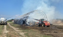 Incendio a Strambino in una azienda agricola